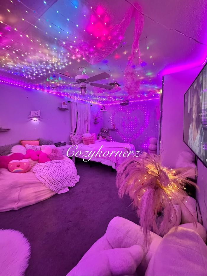 12. Hanging Fairy Light Curtain Wall