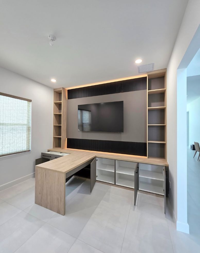 Corner L-Shaped Workspace