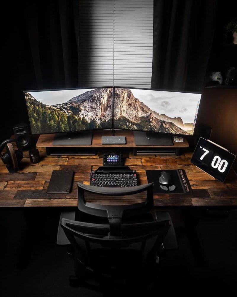 Dual Monitor Compact Layout